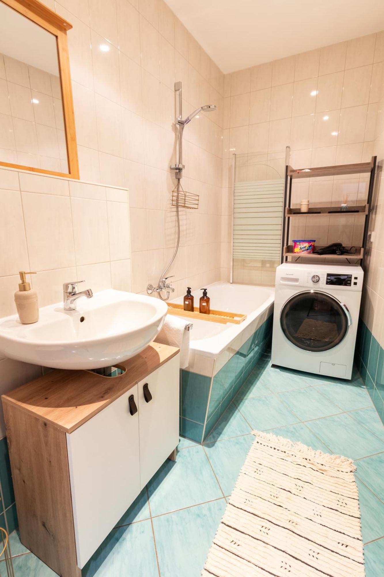 Stadtnatur Apartment Am Kuechwald - Mit Balkon, Streaming-Tv, Badewanne, Arbeitsplatz Chemnitz Extérieur photo