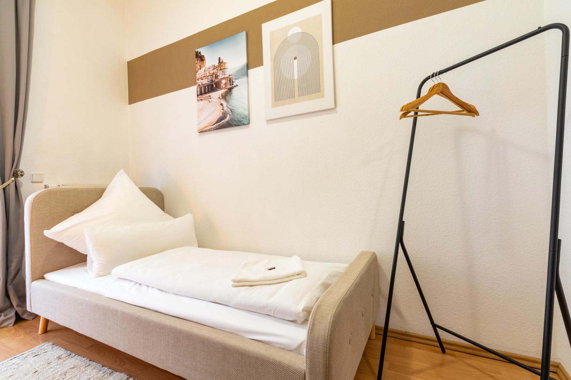 Stadtnatur Apartment Am Kuechwald - Mit Balkon, Streaming-Tv, Badewanne, Arbeitsplatz Chemnitz Extérieur photo