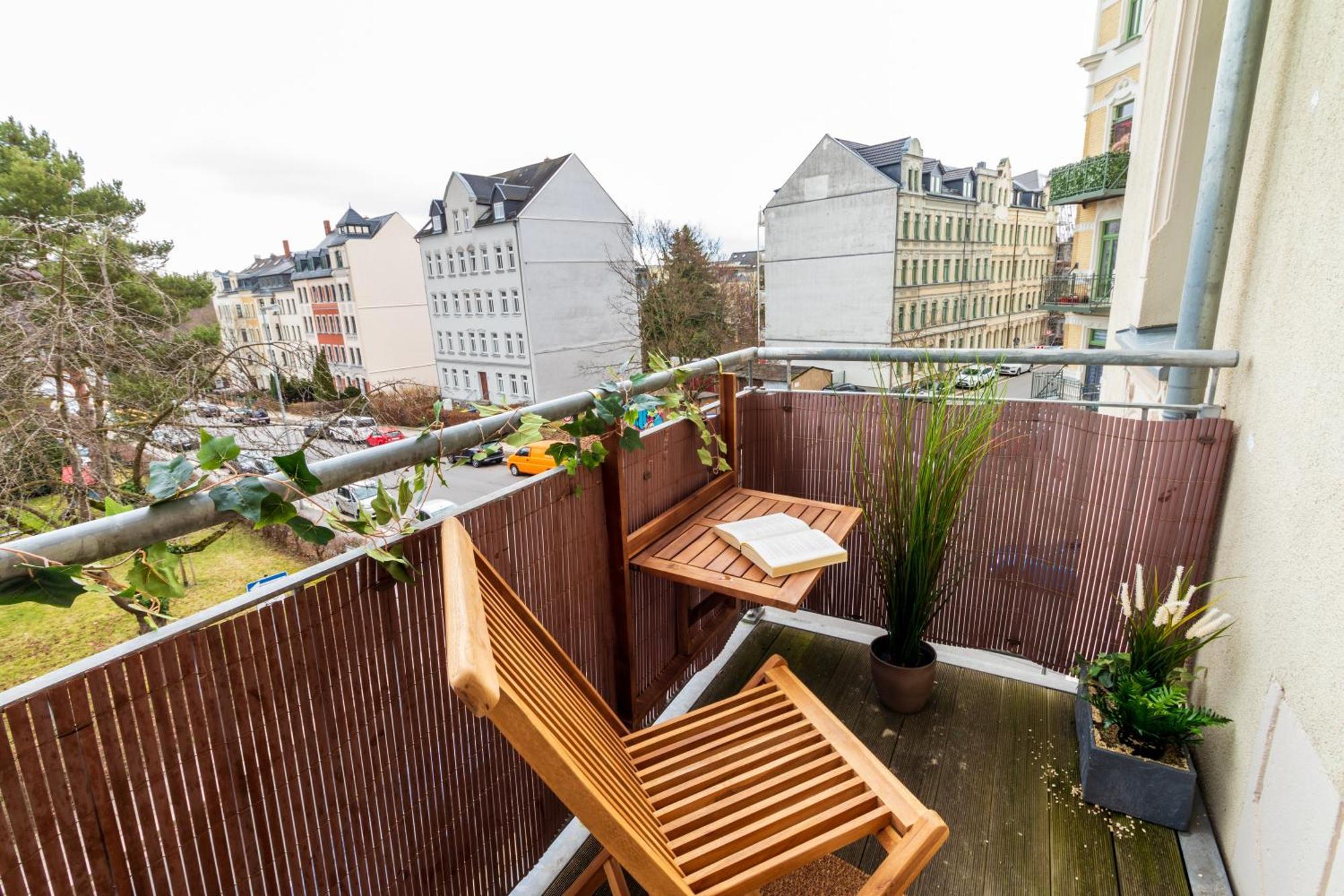 Stadtnatur Apartment Am Kuechwald - Mit Balkon, Streaming-Tv, Badewanne, Arbeitsplatz Chemnitz Extérieur photo